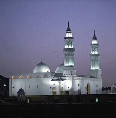 Masjid e qiblatain